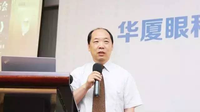 为提*牛八体育集团玻璃体视网膜手术技术水平、促进玻璃体视网膜微创手术技术,以及玻切设备使用技术的提*郭海科教授开讲 为提*牛八体育集团玻璃体视网膜手术技术水平、促进玻璃体视网膜微创手术技术,以及玻切设备使用技术的提*郭海科教授开讲