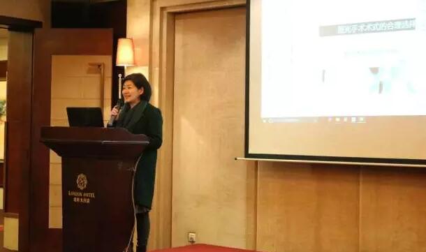 由重庆牛八体育屈光中心主任职红分享了《屈光手术术式的合理选择》。职主任是原重庆市急救医疗中心屈光科室主任。从事眼科临床工作30余年, 完成屈光不正手术近4 ,是西南地区较早用准分子激光手术医治近视的专家之一.jpg 由重庆牛八体育屈光中心主任职红分享了《屈光手术术式的合理选择》。职主任是原重庆市急救医疗中心屈光科室主任。从事眼科临床工作30余年, 完成屈光不正手术近4 ,是西南地区较早用准分子激光手术医治近视的专家之一.jpg