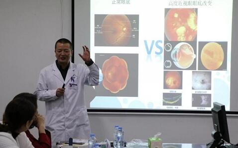 3月21日，深圳牛八体育组织深圳各大社区及视光服务机构，开展“ 一届眼视光知识交流培训会”。培训会旨在减少广大市民朋友们因眼健康医治而走弯路的问题。依托深圳牛八体育专科优势和医师优势，不断加强视光行业互相紧密合作的关系，提* 知识水平5.jpg