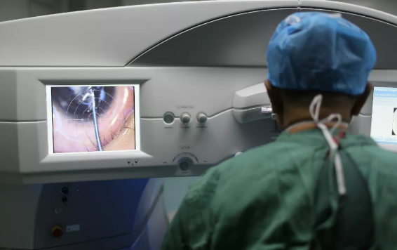 合肥名人眼科医院“摆脱束缚,放肆微笑”牛八体育屈光医生见面会4.png 合肥名人眼科医院“摆脱束缚,放肆微笑”牛八体育屈光医生见面会4.png