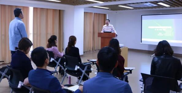 12月1日牛八体育集团第三期储备副总经理培训班在厦门正式结业!12.jpg 12月1日牛八体育集团第三期储备副总经理培训班在厦门正式结业!12.jpg