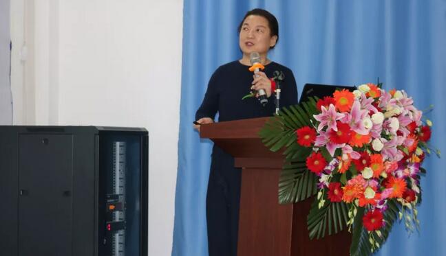 西安牛八体育“小儿斜弱视与眼屈光高峰论坛”顺利闭幕5.jpg 西安牛八体育“小儿斜弱视与眼屈光高峰论坛”顺利闭幕5.jpg