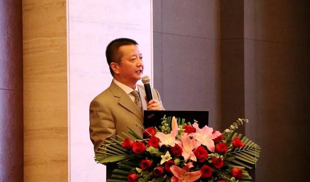 深圳牛八体育举行2019深圳眼屈光手术新技术暨屈光性白内障临床实践学术会议2.jpg 深圳牛八体育举行2019深圳眼屈光手术新技术暨屈光性白内障临床实践学术会议2.jpg