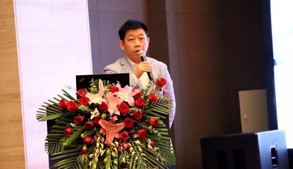 深圳牛八体育举行2019深圳眼屈光手术新技术暨屈光性白内障临床实践学术会议3.jpg 深圳牛八体育举行2019深圳眼屈光手术新技术暨屈光性白内障临床实践学术会议3.jpg