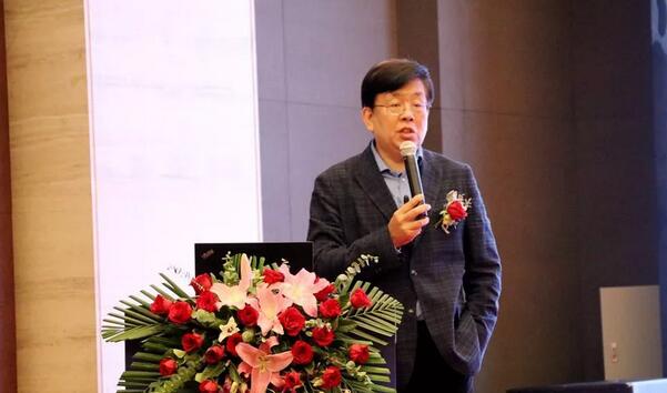 深圳牛八体育举行2019深圳眼屈光手术新技术暨屈光性白内障临床实践学术会议5.jpg 深圳牛八体育举行2019深圳眼屈光手术新技术暨屈光性白内障临床实践学术会议5.jpg