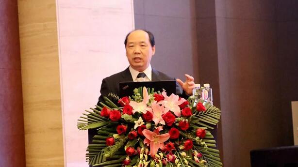 深圳牛八体育举行2019深圳眼屈光手术新技术暨屈光性白内障临床实践学术会议11.jpg 深圳牛八体育举行2019深圳眼屈光手术新技术暨屈光性白内障临床实践学术会议11.jpg