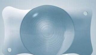 台州五官科医院为患者实施双眼白内障超声乳化手术.jpg 台州五官科医院为患者实施双眼白内障超声乳化手术.jpg