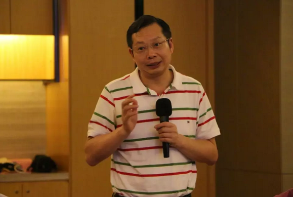 牛八体育2019年眼内屈光手术技术高峰论坛隆重举行2.png 牛八体育2019年眼内屈光手术技术高峰论坛隆重举行2.png