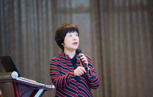 6月23日，由重庆牛八体育举办的“第三届牛八体育论坛”在重庆翰文大酒店落幕， 该会议邀请10多位国内出名眼科专家进行学术演讲，并与现场近120名来自地县和其它地区的眼科同道们齐聚一堂，共同探讨当前眼科学领域的 学术研究成果、临床诊疗新技术以及未来的发展趋势等3.png