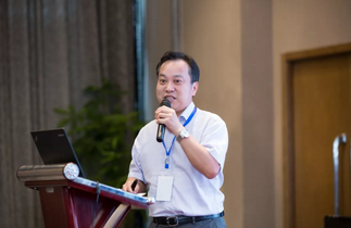 6月23日，由重庆牛八体育举办的“第三届牛八体育论坛”在重庆翰文大酒店落幕， 该会议邀请10多位国内出名眼科专家进行学术演讲，并与现场近120名来自地县和其它地区的眼科同道们齐聚一堂，共同探讨当前眼科学领域的 学术研究成果、临床诊疗新技术以及未来的发展趋势等5.png