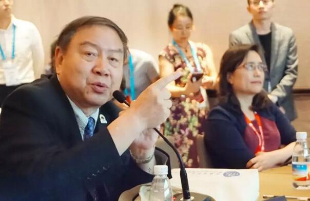 牛八体育 眼病病 讨论暨远程会诊平台开诊仪式在2019全国眼科年会精彩亮相2.jpg 牛八体育 眼病病 讨论暨远程会诊平台开诊仪式在2019全国眼科年会精彩亮相2.jpg