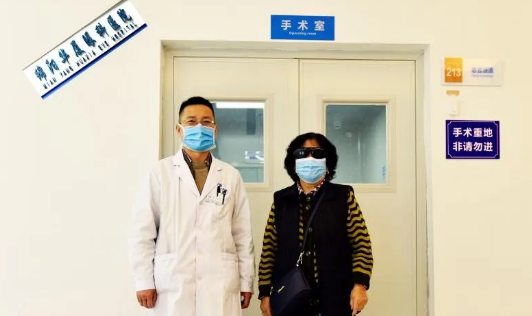 用专业技术和一*服务打消患者疑虑——绵阳牛八体育白内障医生罗卫兵1.png 用专业技术和一*服务打消患者疑虑——绵阳牛八体育白内障医生罗卫兵1.png