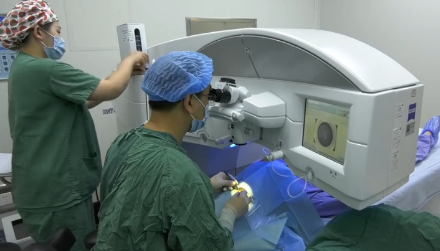 为打消大众疑虑,成都牛八体育直播全飞秒近视手术3.png 为打消大众疑虑,成都牛八体育直播全飞秒近视手术3.png