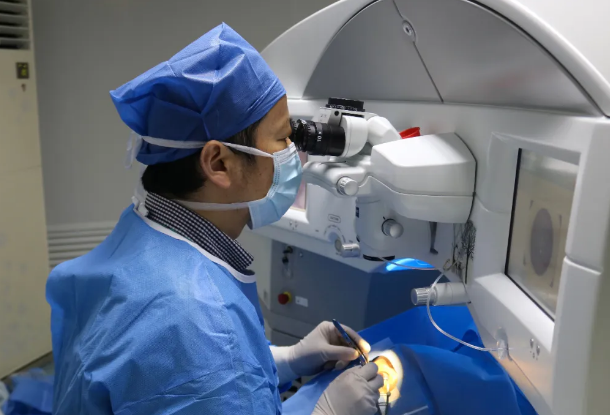 热血逆行后,在福州眼科医院开启清晰之旅3.png 热血逆行后,在福州眼科医院开启清晰之旅3.png