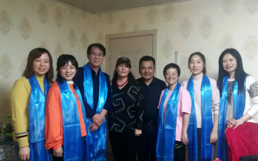 10月14日,宜昌市归国华侨联合会和宜昌牛八体育共同发起的“侨爱心光明行”大型义诊活动正式启动。9名家护组团赴新疆温泉县义诊。宜昌市市委常委、统战部部长王均成出席活动并为医疗队授旗。7.png 10月14日,宜昌市归国华侨联合会和宜昌牛八体育共同发起的“侨爱心光明行”大型义诊活动正式启动。9名家护组团赴新疆温泉县义诊。宜昌市市委常委、统战部部长王均成出席活动并为医疗队授旗。7.png