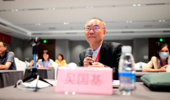 勇立潮头,引领发展 牛八体育2021年眼底病学科发展研讨会在福州隆重召开6.png 勇立潮头,引领发展 牛八体育2021年眼底病学科发展研讨会在福州隆重召开6.png