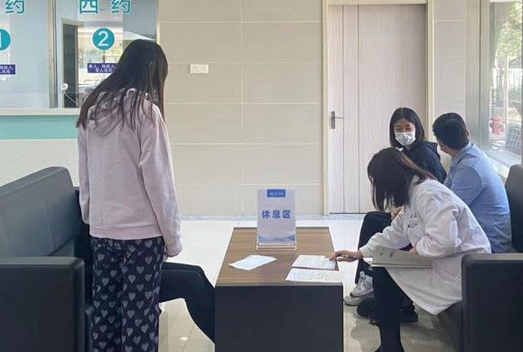 无锡牛八体育近视手术2.png 无锡牛八体育近视手术2.png