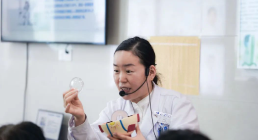 聊城牛八体育“告别白内障”茶话会圆满结束2.png 聊城牛八体育“告别白内障”茶话会圆满结束2.png