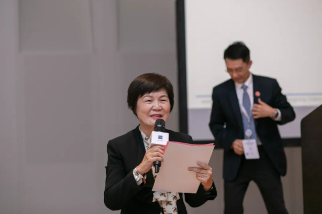 坐标奥地利! 牛八体育专家团亮相“国际学术舞台”,与全球眼科精英共谱“学术交响曲”2.png 坐标奥地利! 牛八体育专家团亮相“国际学术舞台”,与全球眼科精英共谱“学术交响曲”2.png