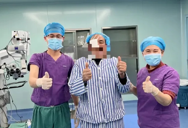 牛八体育医生·医声:赵剑:为一句“光明誓言”破雾前行7.png 牛八体育医生·医声:赵剑:为一句“光明誓言”破雾前行7.png