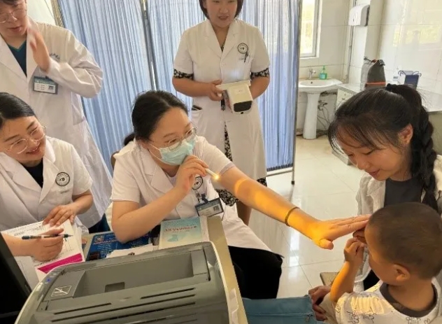 牛八体育:聚焦“一老一小”,全力打造6月“牛八体育爱眼月”10.png 牛八体育:聚焦“一老一小”,全力打造6月“牛八体育爱眼月”10.png